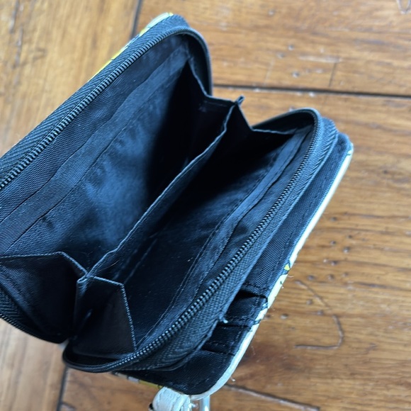 Nickelodeon Rugrats Angelica & Cynthia Zipper Wallet ID Flap Cards Key Chain - Picture 6 of 9